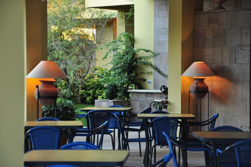 Palm Court Suites Ayvalı Exterior foto